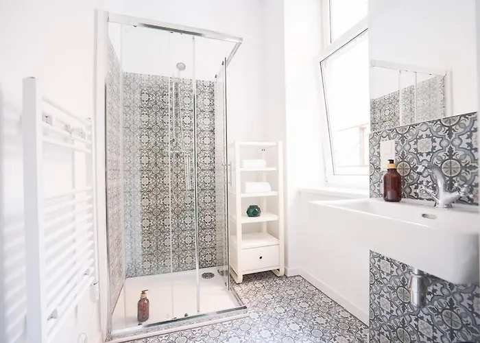Boutique Near Museum District *