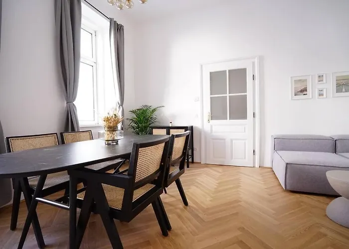 Boutique Near Museum District Apartman *