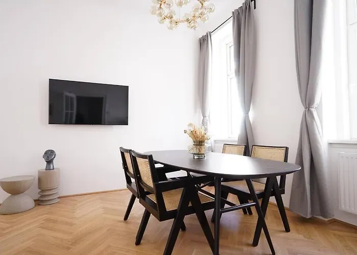 Boutique Near Museum District Apartman *